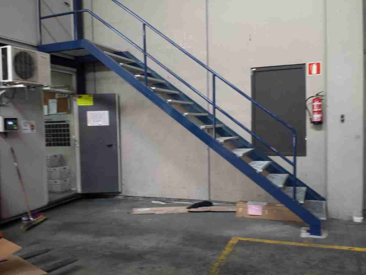 op_escaleras_seguridad_4